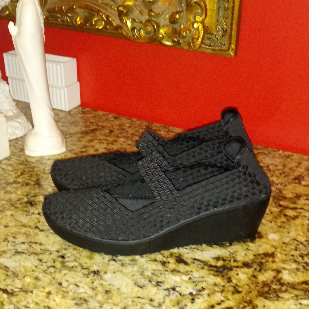 0113 Athletech Greenleigh Shoes